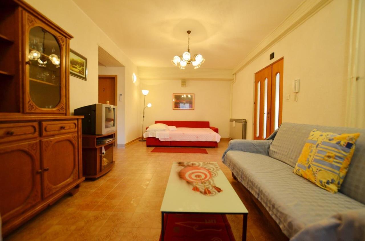 Miro Apartments Kanfanar Exterior photo